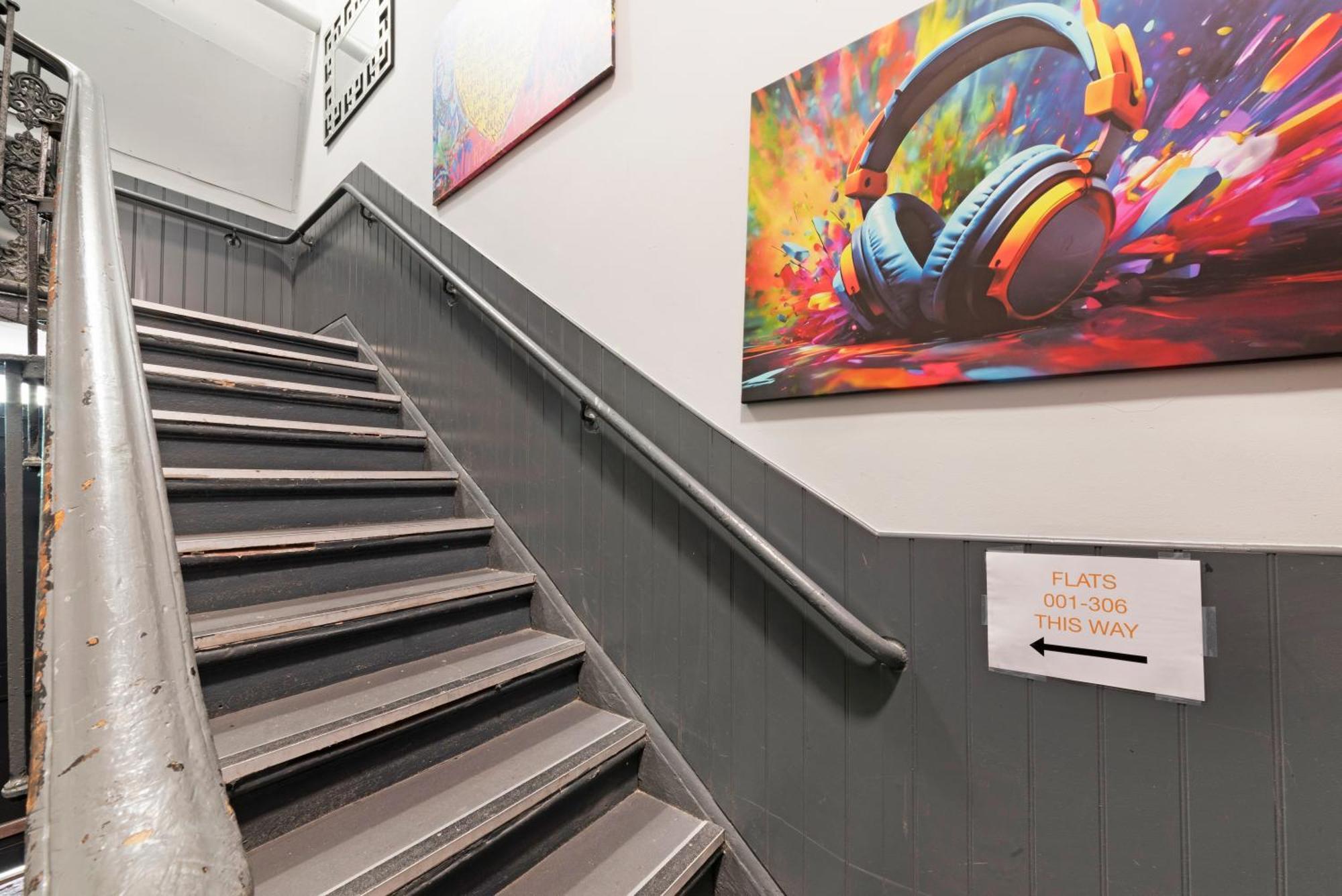 Archway Station Studios London Ngoại thất bức ảnh